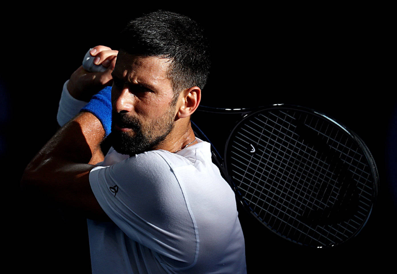 德约科维奇意外战胜利物浦，刷新纪录引爆全场！-爱游戏中国官网